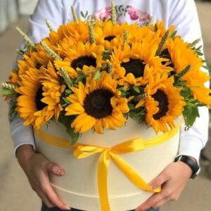 sunflowers-hat-box