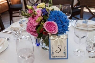 Which bouquets do our florists create?